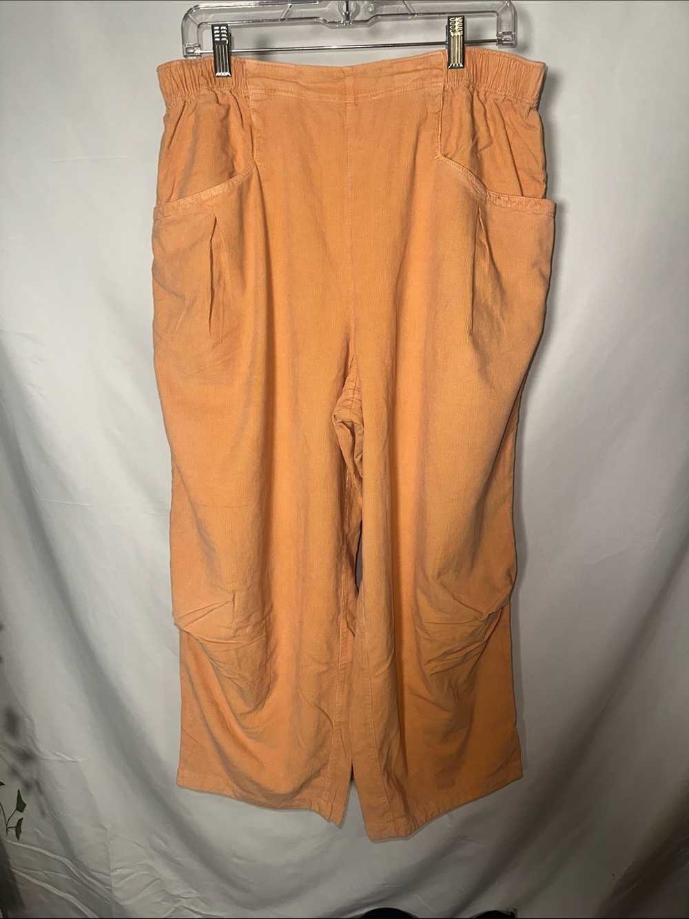 FP Movement by Free People Peach Wide-Leg barrel stylePull-On soft corduroy Pant